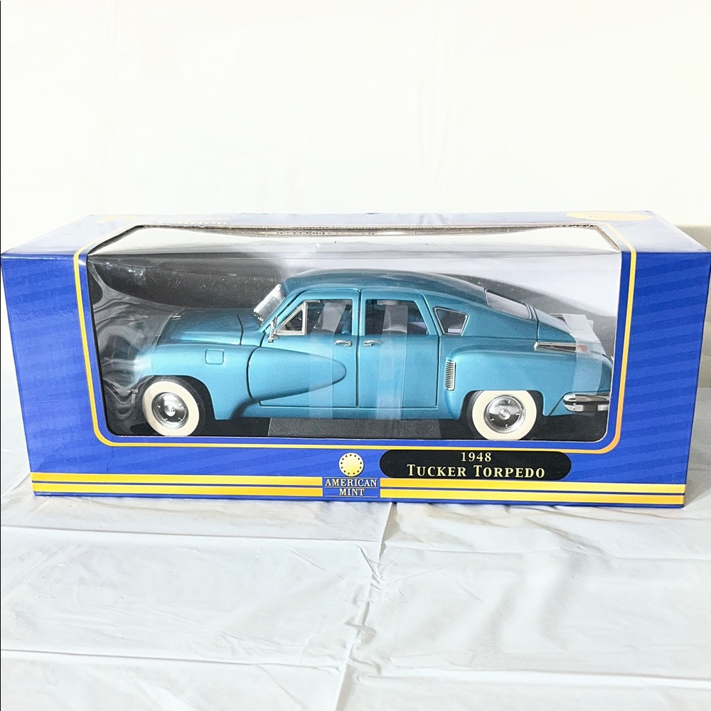 1948 Tucker Torpedo Diecast Model Car